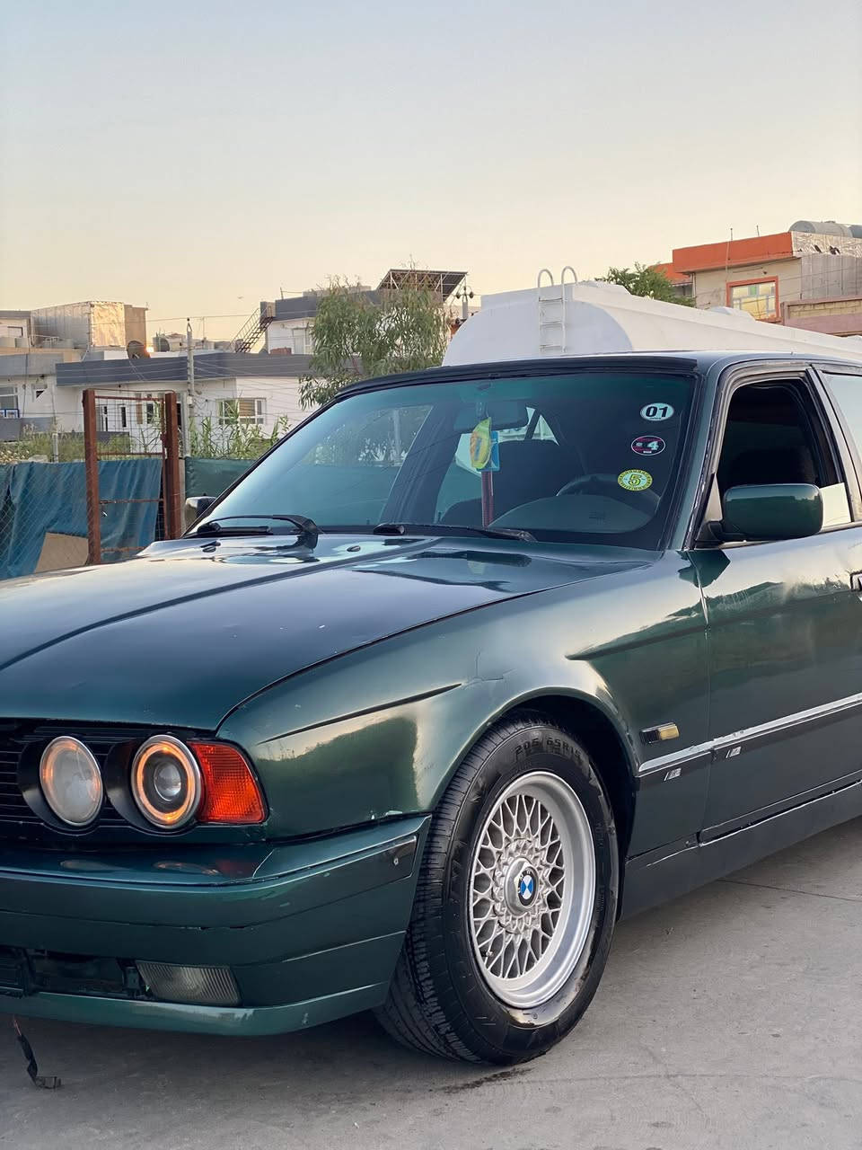 ە ناوی خوا
ئەم bmw هەیە بۆ فرۆشتن 
ئاڕم پلاستیكی سلێمانی ئاڕم ئەوەلیات مووس و بڕاوە بەشەرت گێر و مەكینەی بەشەرت مەكینەی ٥٢٠ ی گێڕ عادیە سەیارەكە جایزە فوول مواسەفات بەس گێری عادیە لایت ئەلقە و عەدەسەیە دەعامێكانی m كوشن جلدە سەیارەكە ماڵی دۆستە سعریشی ٣٣ گەڵاو مەعامەلەیەكی برایانەی تیایە ڕەقم تەلەفۆن *********** سەیارەكە لە سلێمانیە
لەسەر ئیزنی ئەدمین♥️
