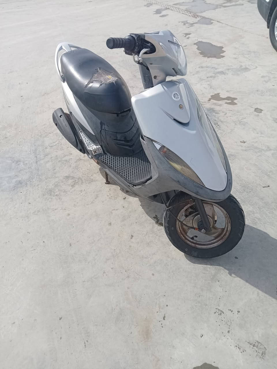 السعر 850 دراجه كفاله عامه وبيها مجال قليل


**إذا كنت صاحب هذا الإعلان وتريد حذفه لأي سبب، رجاءا أرسل رسالة إلى الدعم الفني**