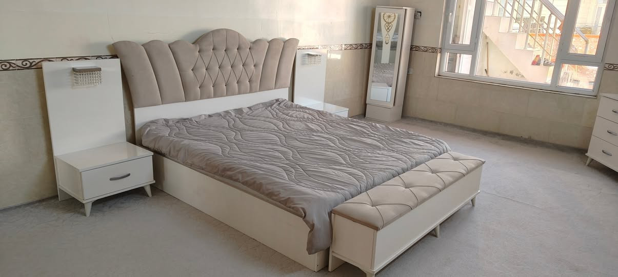 ژوری نوستنی 9 پارچە بە دۆشەکەوە زۆر جوانە زۆر تایبەتە نمونەیە لەجوانیا کۆمێنتێ بنوسە نرخو زانیاریت پێ دەگات بە نامەیەک 
*********** viber واتساپ
*********** viber واتساپ
*********** korek
ناونیشان سلێمانی کانی سپیکە
گەیاندنیشمان هەیە بۆ سەرجەم شارەکان
گۆڕینەوەش ئەکەم بە کەلوپەلی ناوماڵ
