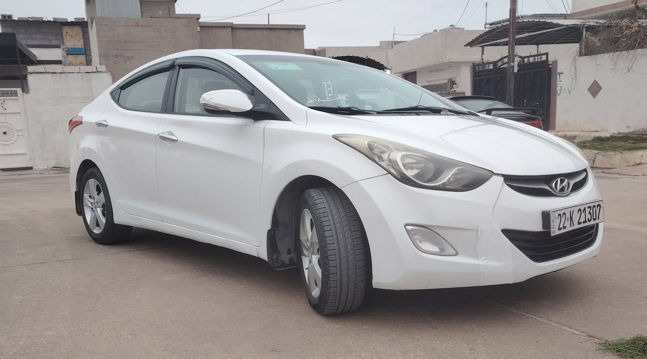 هونداي النترا 2013 خليجي
رقم شمالي
محرك 18 شرط 
***********
بطاقه بانزين بيها
رقم وسنويه جديد
شرط التحويل
سياره كير محرك تبريد تدفئه كله بالشرط
سياره مامحتاجه ربع مصرف
بيها نص الباب الخلفي صبغ وشبر بالهلال مال جامرلغ خلفي
سياره جاهزه
السعر ١١٥ وبي مجال
