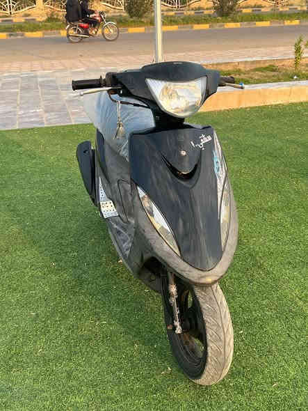 سلام عليكم دراجه ماكس عدله للبيع
دراجه وكيل صارلها 15 يوم من طالعه كلها ع البلاد مابدل بيها شي بس صالنصه FM دراجه برغي مامفتوح بيها شلعه ومعدل خير من الله سعرها 1150وبيها مجال قليل
ميسان المجر الكبير اتصال واتساب ***********
