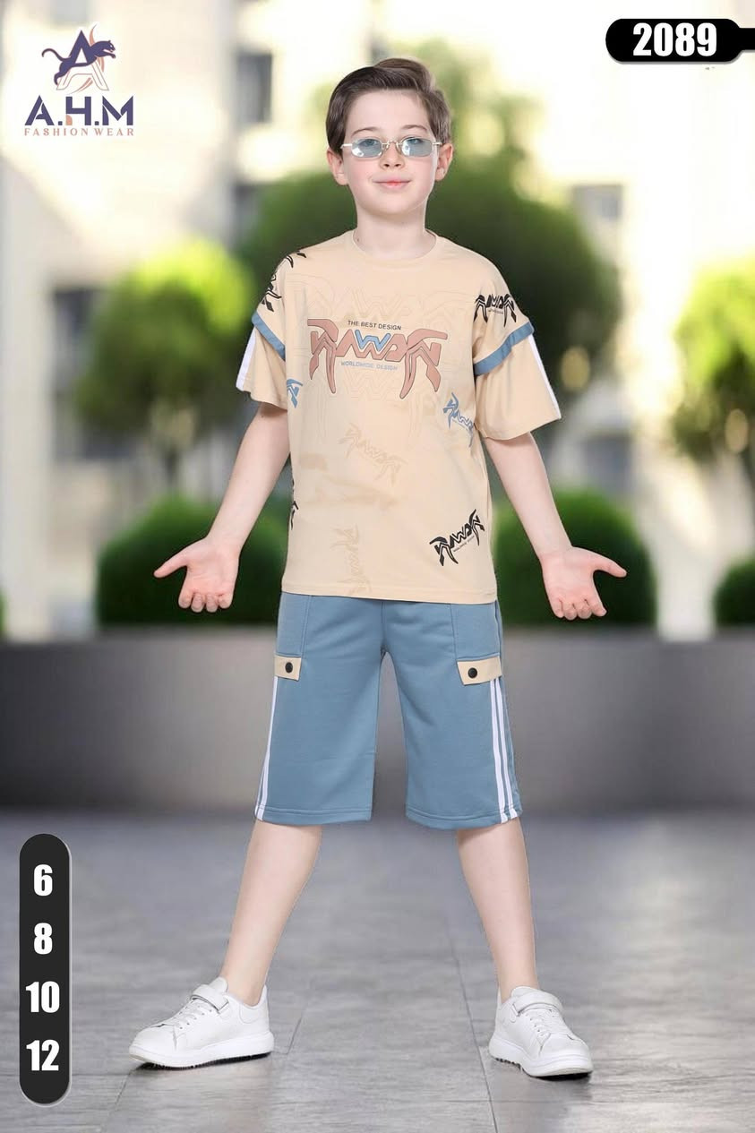 تراك ولادي برموده تركي 🩵
قياسات من ٥ الى ١٠ سنوات 💛


**إذا كنت صاحب هذا الإعلان وتريد حذفه لأي سبب، رجاءا أرسل رسالة إلى الدعم الفني**