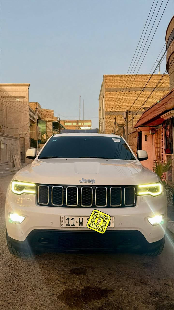 سلام عليكم جيب لاريدو موديل 2019 خليجي ترهم مراوس وبيع السيارة جديدة جداً
موديل 2019 
فئة لاريدو 
ماشية 41 الف حقيقي 
بسمي بغداد تحويل ثاني يوم 
فتحة سقف 
كشنات كهرباء 
رادارات 
حساسات خلفي امامي 
تحذير ب المري 
أناره داخلية 
وبيه بعد هواي مواصفات 
السيارة بيه ملاحظات بسيطة صبغ ربع الباب سايق وجاملغ الخلفي صبغ شبر وبارد باب الخلفي ابد ممبين
باقي السيارة كفالة كير مكينه كلهن كفالة السيارة جديدة 
سعر السيارة 245 وبيه مجال بسيط 
مكان سيارة ناصرية ***********
