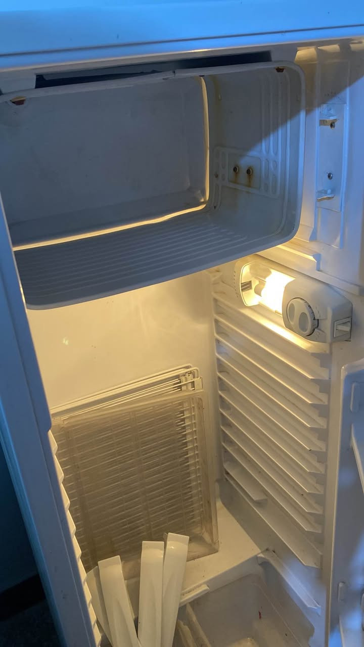 ثلاجه حجم ١٢ قدمً ماركه كونكورد. باب لاول شغاله وتجمد مابيها شي ناصرية, ذي قار


**إذا كنت صاحب هذا الإعلان وتريد حذفه لأي سبب، رجاءا أرسل رسالة إلى الدعم الفني**