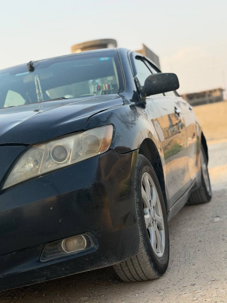 السلام عليكم 
للبيع او للمراوس بسوناتا فورتي سيراتو النترا وانطي فرق 
كامري ٢٠٠٧ اصل ٦ محور ٢٢٠٠ ام الجف 
سياره خير من الله مصبوغه حزام ضربة جاملغ فقط والبقيه صفاحه نضيفه وحلوه 
تبريد كير مكينه خير من الله 
السياره السياره باسمي 
السعر ٧٤ وبيه مجال وللمراوس دزلي صور خاص 
*********** بلاد, صلاح الدين
