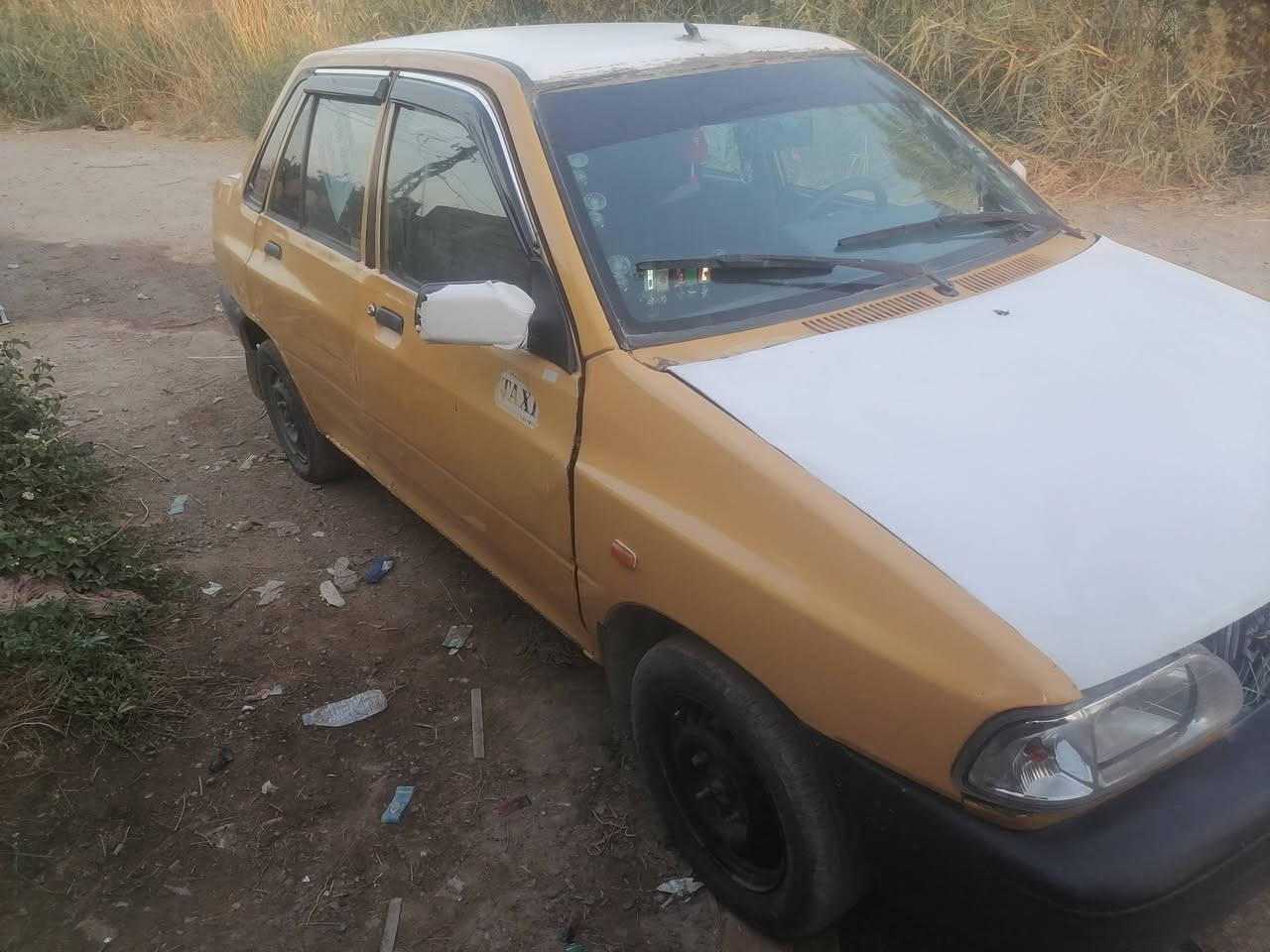 سلام عليكم سياره سايبه لبيع مديل ١١سياره جاهزه بس نقصه صدر تعبان  سياره بسمي بس مطلوبه مليون ١٣٠٠غرامات ابيع غرامات ع مشتري سعر ١٠وراق مكاني بغداد ابو عضام تاجي  ***********
