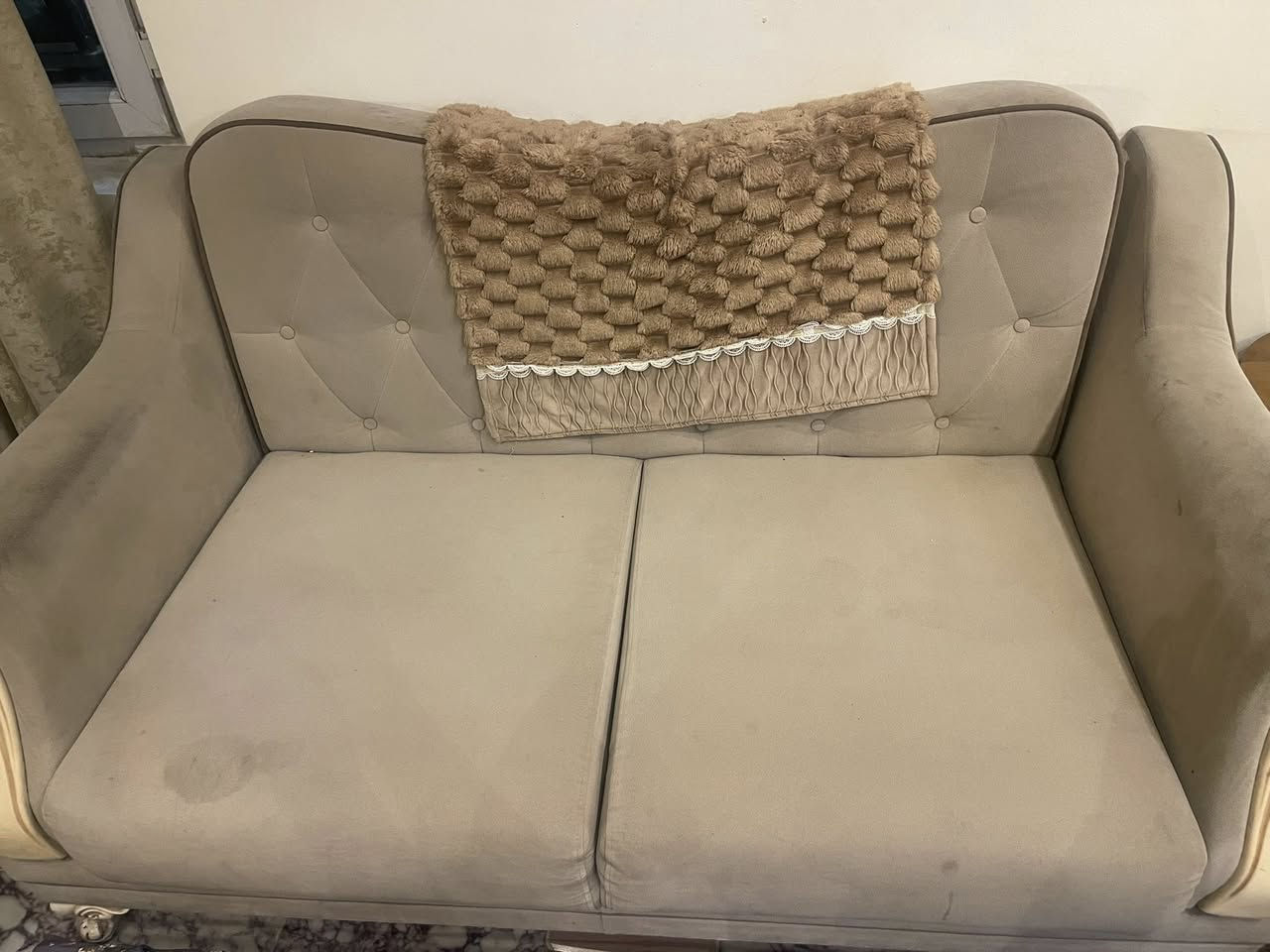 السلام عليكم تخم قنفات تركي قلاب تركي المشئ عدد 8 مقاعد رقم الهاتف 
***********
