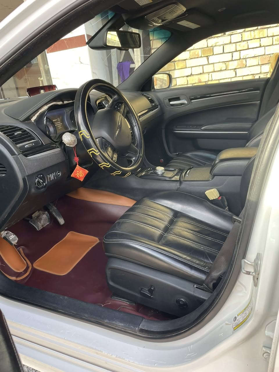 السلام عليكم بيع مستعجل  كرايسلر 300s
18اصل  جاملغ وبنيد حره تحويل مباشر ويل مكسيكي موصفات الsمعروفه جاهزه للبيع تبريد حداده ماشيه قليل 

سعرها 210 مجالهه كلش بسييط وماكو هيج سعر تره

مكاني البصره الصادق شارع العلم  

+964 783 279 3349

مكلف بل نشر
