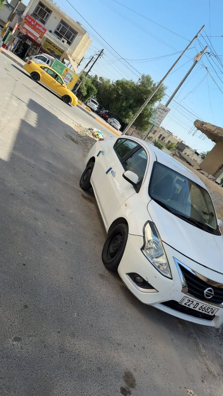سلام عليكم سني هندي ٢٠١٩ بيها جاملغ وباب سايق والباب الخلفي تبديل  ٣قطع ابيعلك  ماشيه١٦٠الف السياره صدرها جديد قبل سبوع شديته حلوه ومرتبه سعرها قفل١٤مليونن بدون عمله تفيدك السياره عله راسي اخليك مكانها بغداد اعضميه او صليخ الخاص مقفول لاتراسلني خاص *********** واتساب
