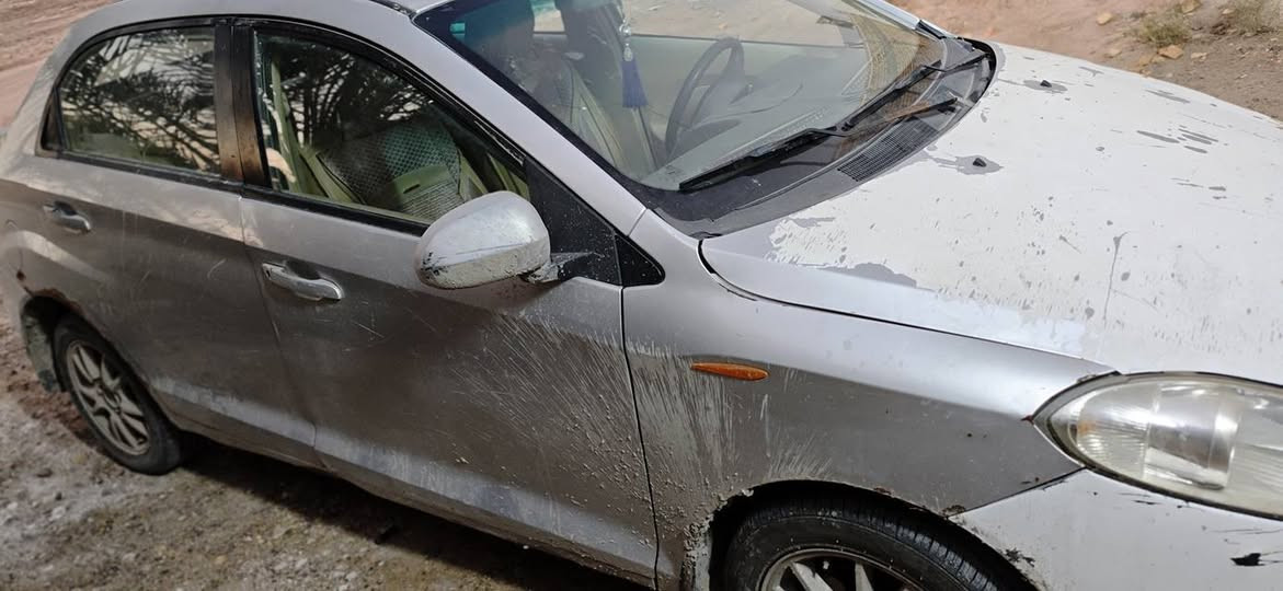 سلام عليكم شيري فلاوين 2013 سيارة كامله مكملة ماناقصهة شي بس خيال گير مكينة حداديه ملاحضه بس بنيد مدعوم بس مامبدل مسحوب بارد تبريد 🥶 سنويه ال 2027 مداور ثاني يوم وذا اكو مراوس بيكم حسب القناعة سعر 30وتفاصيل على رقم ***********
