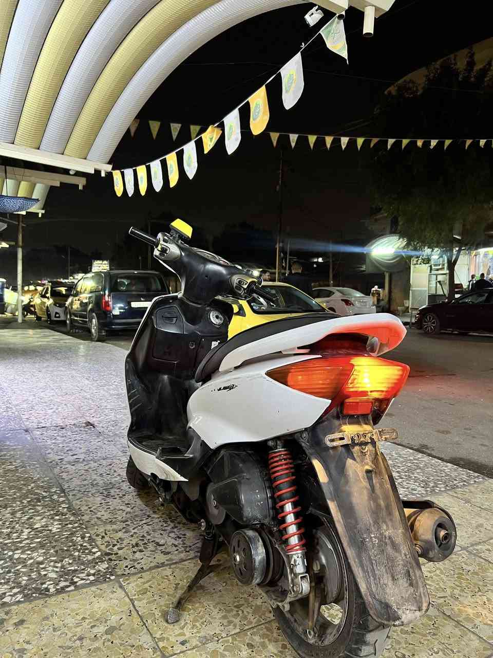 سلام عليكم شباب
دراجة سكنز نثية 140ياباني كابريتر

شلعة ومعدل فولل🪬

الدراجة كاملة نقصها بس بريك خلفي 

للبيع 550 وبيها مجال للشراي

  ***********
