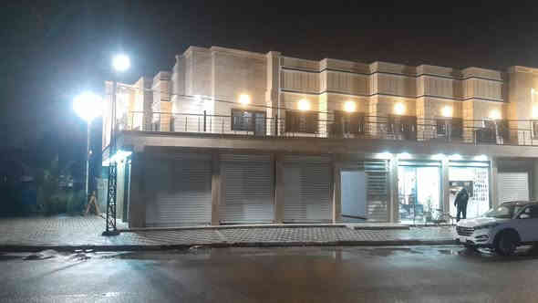 مجمع طبي الايجاراربع شقق محلات ركن صيدليه بناء درجه اولى اي استفسار اتصل على صاحب البنايه ***********
