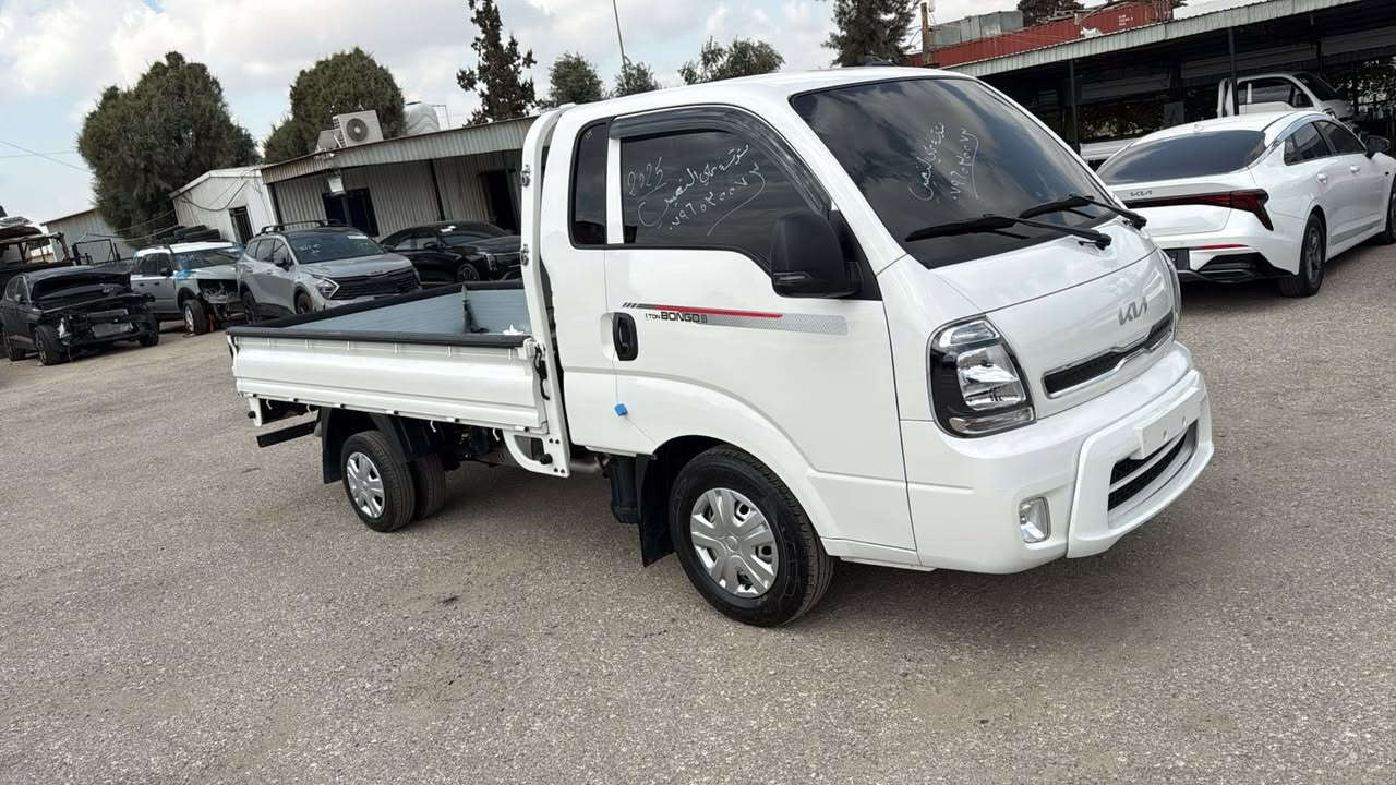 السلام عليكم كيا غاز موديل 2025فول وربع ماشيه الف 
بدون رقم مكفوله كفاله عامه مكان السياره بابل 
***********
