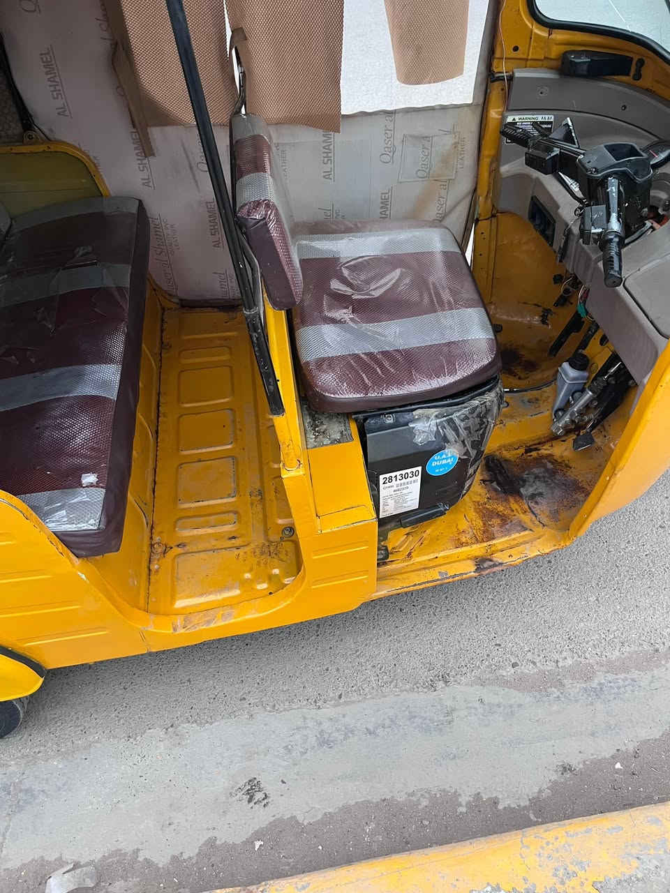 السلام عليكم تكتك موديل 18 شهر 11 بيه صبغ نص لغد ودوس معمرهه وكنر ب5600 وبيه مجال مدينه الصدر "***********
