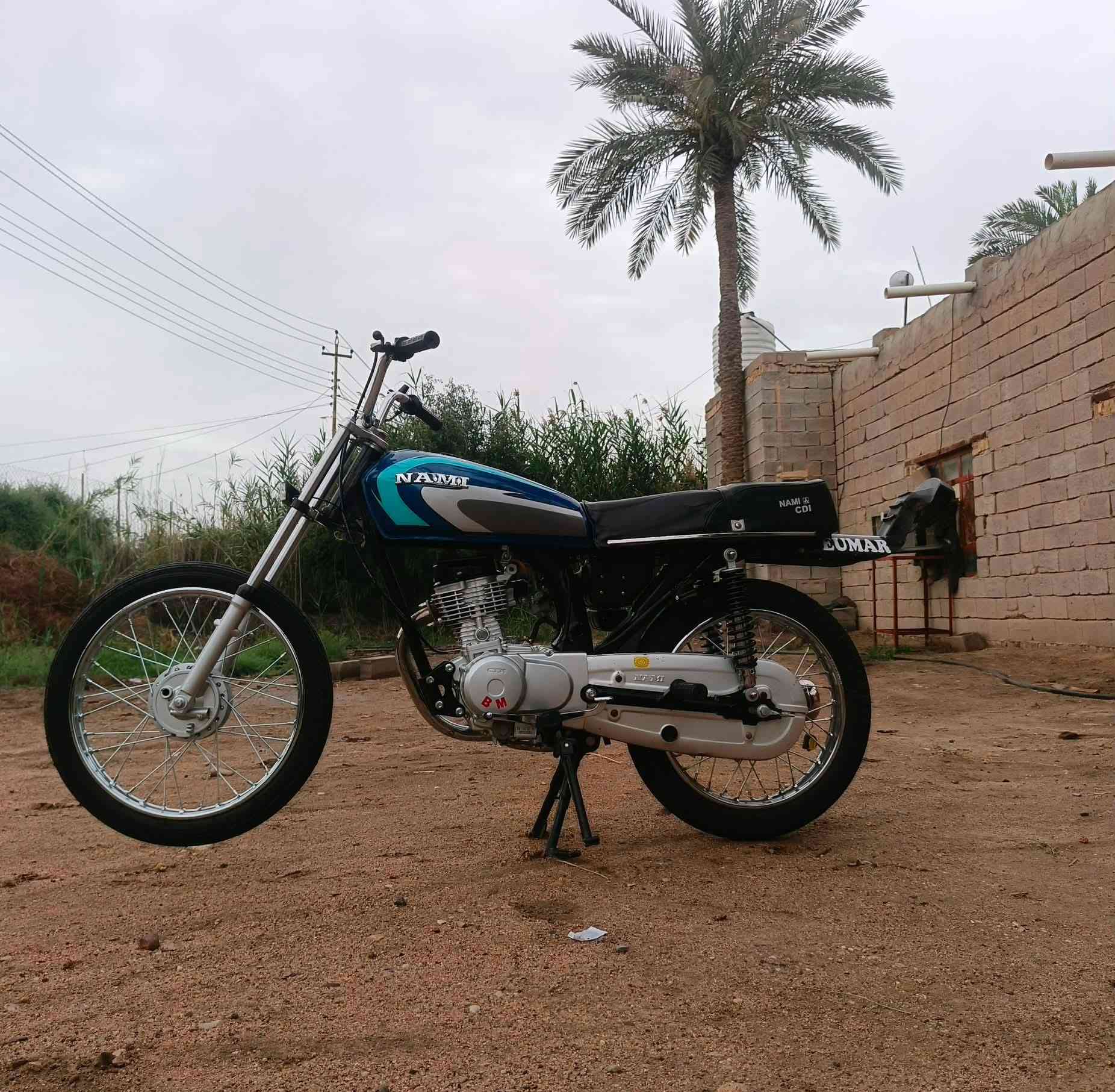 دراجه بيائم مديل 26 نضيفه بعده مامفيسله دراجه خير من لله شلعه ومعدل سعر 650 وبيه مجال للشراي 
مكاني سوق شيوخ  شراي يتصل ع هاذ رقم وبي واتساب ***********
