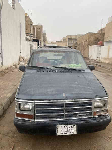 سياره دوج كرفان موديل 88 للبيع او مراوس  25 ورقه وبيها مجال  محرك كورلا  السياره موجوده بالعماره  ***********
