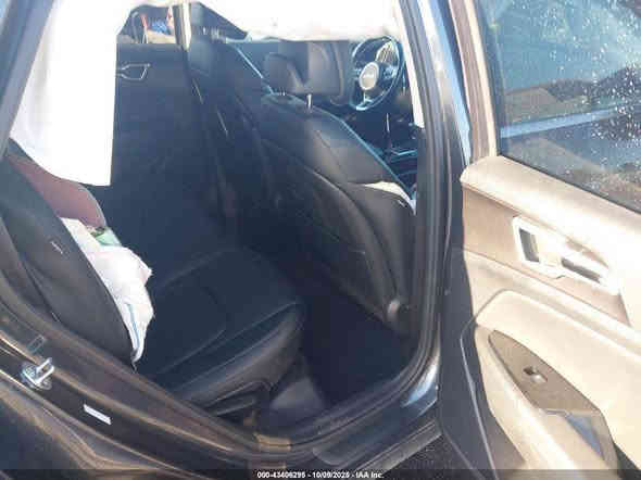 للبيع سبورتج ((2024)) فول عده بنرامه حادث قبق صندوق يرجع بارد فقط سياره حالين بعمان مدة وصول بصره ((10)) ايام سعر ((165)) بيه مجال عنوان بغداد زعفرانيه الاتصال ((***********))
