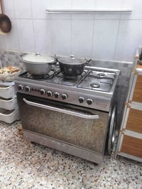فرن • أجهزة منزلية • للبيع
