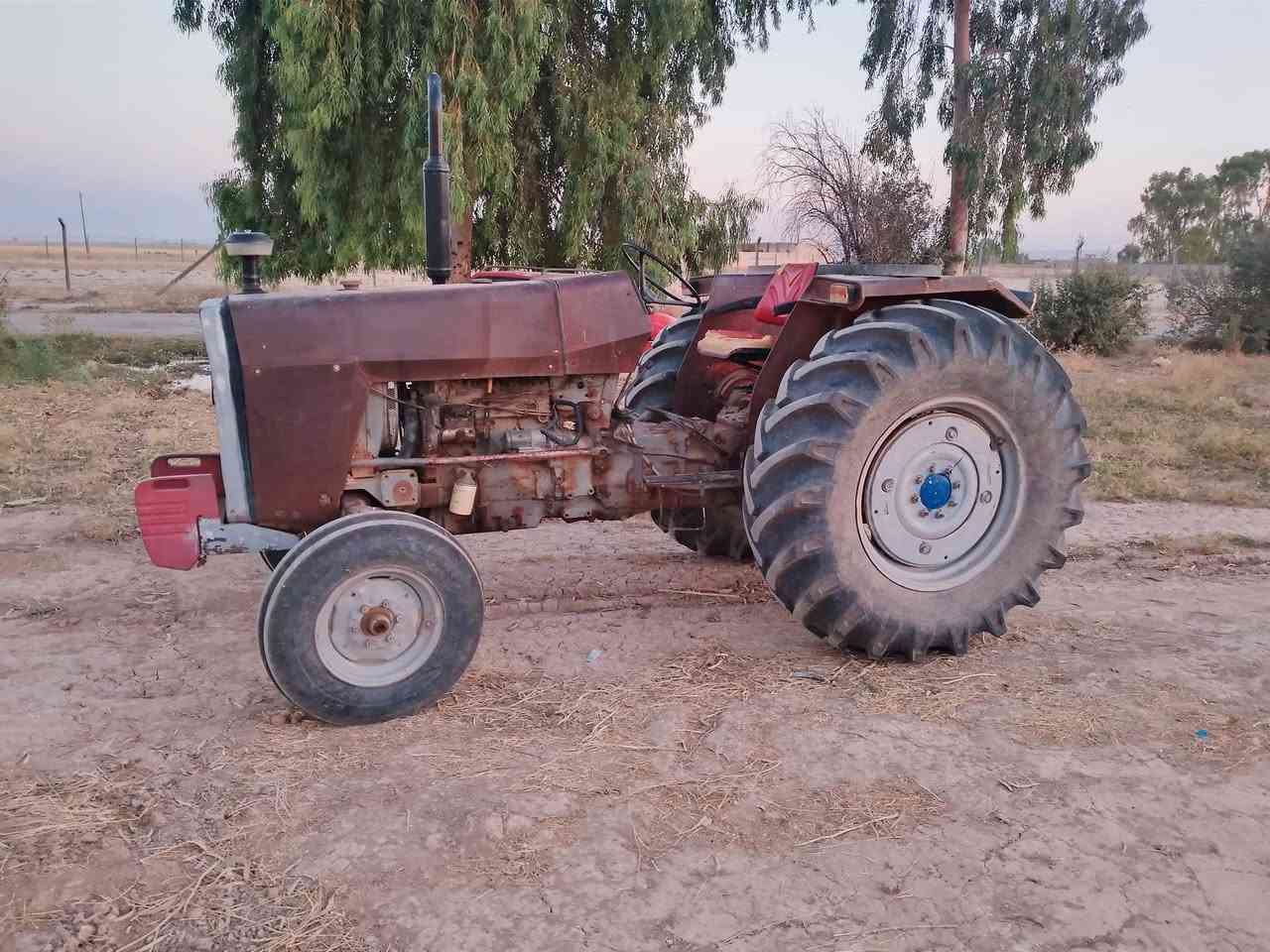 فوركسن موديل 90 كلو جديد تايرت جديد صدر جديد محرك بدون تبخير سنويه موجود كلو عل بلاد استفسار مكان اتصال عل رقم ‭***********‬
