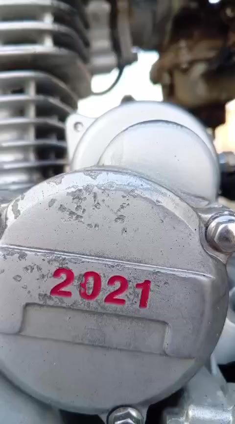 سلام عليكم ستوته للبيع موديل 21 محرك 150 اوراق 5بيها  كلا بلادي ركبه شاصي كهرابايات كله شقاله اشاير ستوته مكفوله من كل شي بدي قطرت خياس مابيهه  ستوته حلوه مرتبه مكاني ديالى جلولاء السعر خاص متواجد واتساب رقم الهاتف *********** وتحياتي للجميع
