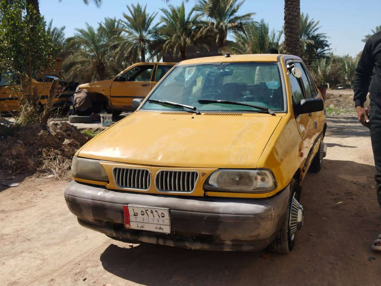 سلام عليكم سايبه موديل 12 كير مكينه حداديه جدد كهربائيات كله شغال سياره جاهزه كبل لشارع ما عايزه شي رقم الماني بغداد تحويل ثاني يوم السعر 17 وبيه مجال رقم الموبايل ***********
