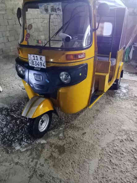 السلام عليكم تكتك للبيع موديل 20 شهر 11 معمر بس دوس الباقي بلادي العنوان بغداد مدينة الصدر رقم الهاتف ***********
