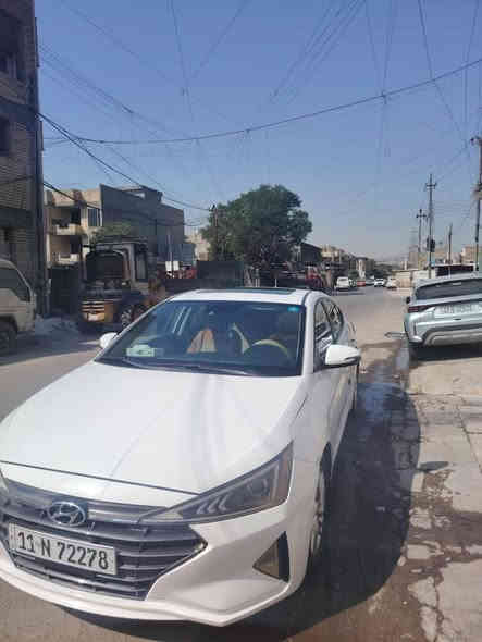 النترا للبيع موديل 2020 وارد كندي فول مواصفات السياره حادثها جاملغ وبنيد ربعه والباب مرشوش كلير السياره خير من الله ما ناقصها شي
ماشيه 115 الف
السعر 134 وبيها مجال حك الجيه
***********
