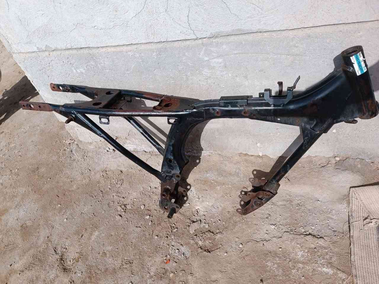 شاصي ارشا ايراني الاصلي موديل ٢٠١٦ كلك كلك كلك للبيع ***********
ويل ضفر جديد ما بيه اي عواج كامل هوه وتايره 
العنوان ناحية الشحيمية
