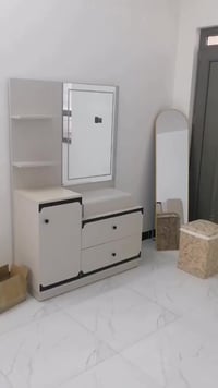 غرفة نوم • غير مستخدمة • بها مجال