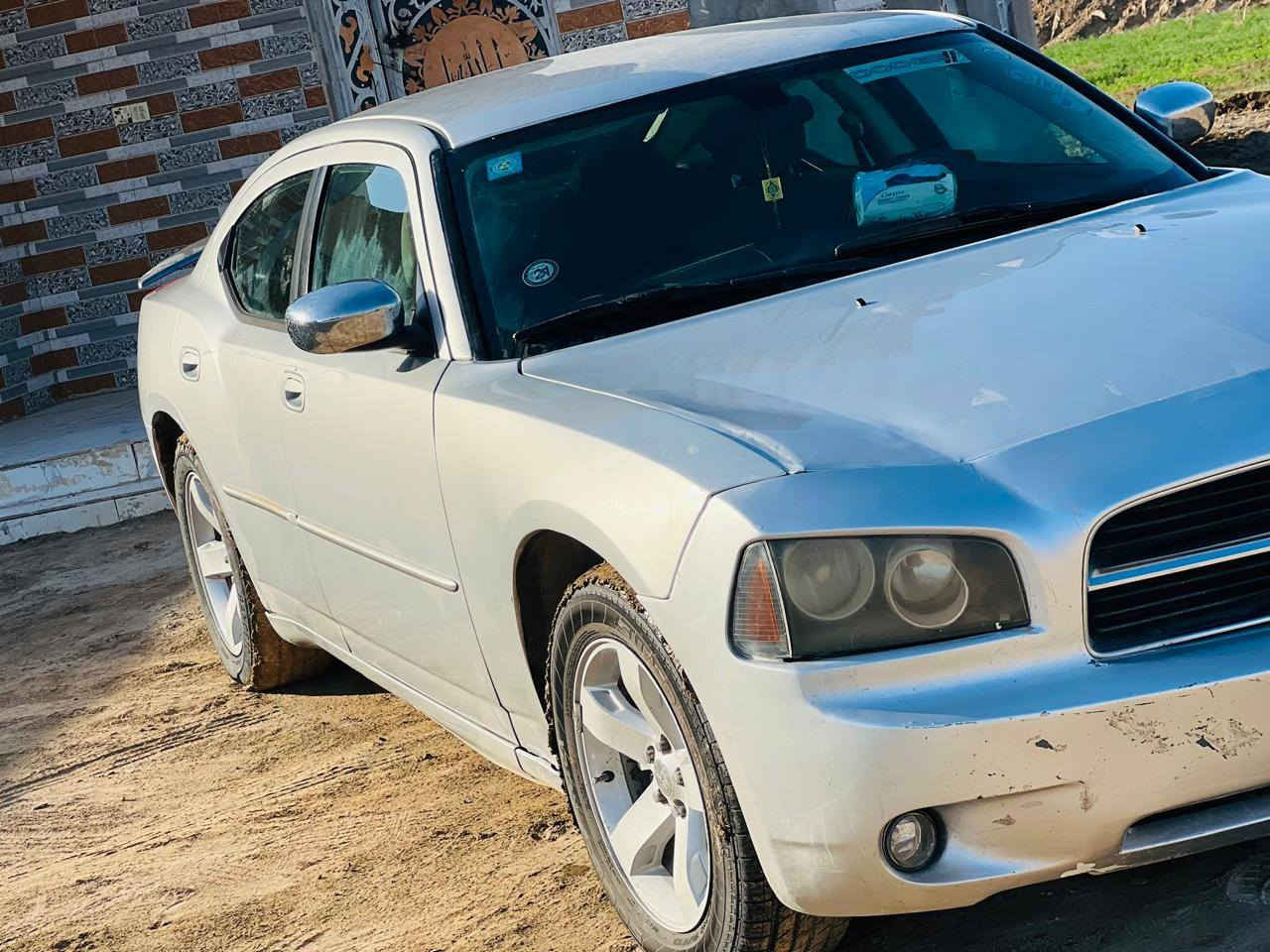 شعندك مراوس مع ذكر السعر جارجر 2009 رقم بصره بأسمي شخصيأ سنويه وهزه جديد مكينه كير حداديه تخم تاير سياره كلين كفاله ماعده بكد الاشبر موضح بصوره ضربه ستوته جاملغ الخلفيي
سياره شاشه تاب مانع انزلاق منضومه زنون تبريد قطعتين
كهربائات شغاله كلها سياره جاهزه من طول لطول مراوس وبيع مكان سياره دوانيه الاتصال وتساب ***********
