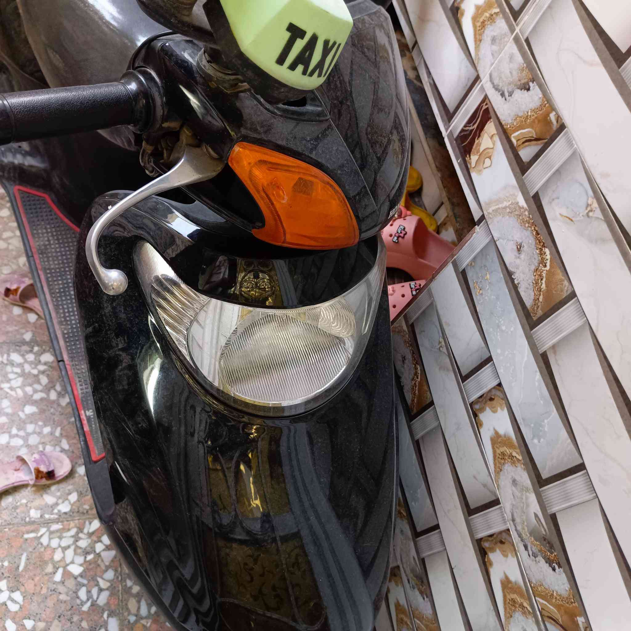 سبيسي ياباني لامفتوحه ولا بيها شي. بس الكفر الامامي مبدل. كلها شغاله وخير من الله. اروح واجي بيها فقط للدوام ومامتعبها ابد. دهن كل شهر ابدل ومداريها السعر  ٧٥٠   ماخذها مليون وميتين  ماشيه ٢١  مدينةالصدر


**إذا كنت صاحب هذا الإعلان وتريد حذفه لأي سبب، رجاءا أرسل رسالة إلى الدعم الفني**