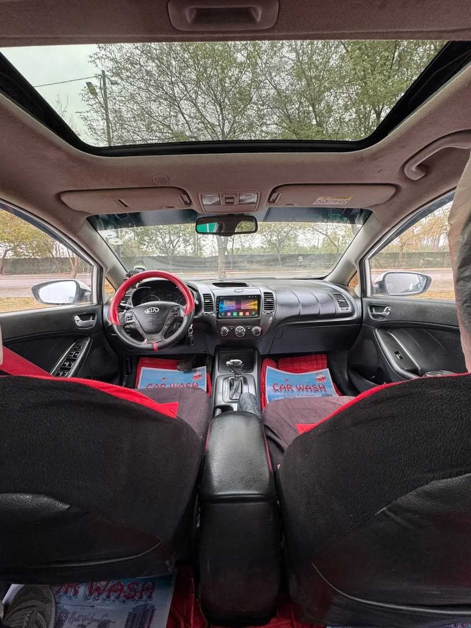 السلام عليكم.
سيراتو مديل 14 خليجي. رقم اربيل باسمي
ماشيه 135. صبغ باب خلفي +نصف باب السائق. بدون دواخل. جاهزه محرك كيركفاله. تخم تاير صدر. جديد تبريد جاهزه
المواصفات :
فتحه. / ويل كب. / شاشه تاب / تحكم ستيرين / محرك 1600 دوش /
وباقي المواصفات المعروفه.
عنوان السياره :
الاعطيفيه الدامرجي.
للتواصل / ***********
