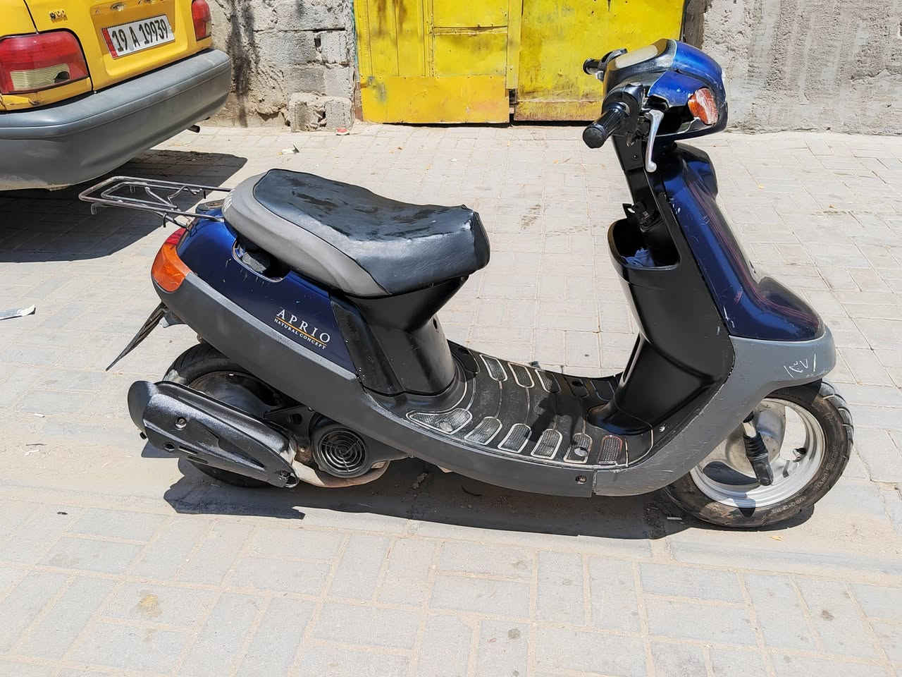 السعر 170 بيع مستعجل *********** بطه للبيع موديل 99 مكينه او كير او شاصي مكفولات تأيرات جدد دراجه حلوه كلش كهربائيات شغاله كله المكان كربلاء اتصل

