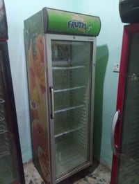 ثلاجات عرض • كوفه النجف • للبيع