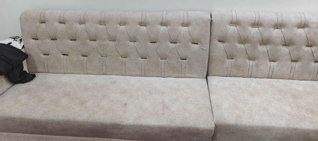 السلام عليكم  تخم للبيع
نضيف كلش 
السعر 225 وبيه مجال بسيط 
للاتصال ***********
