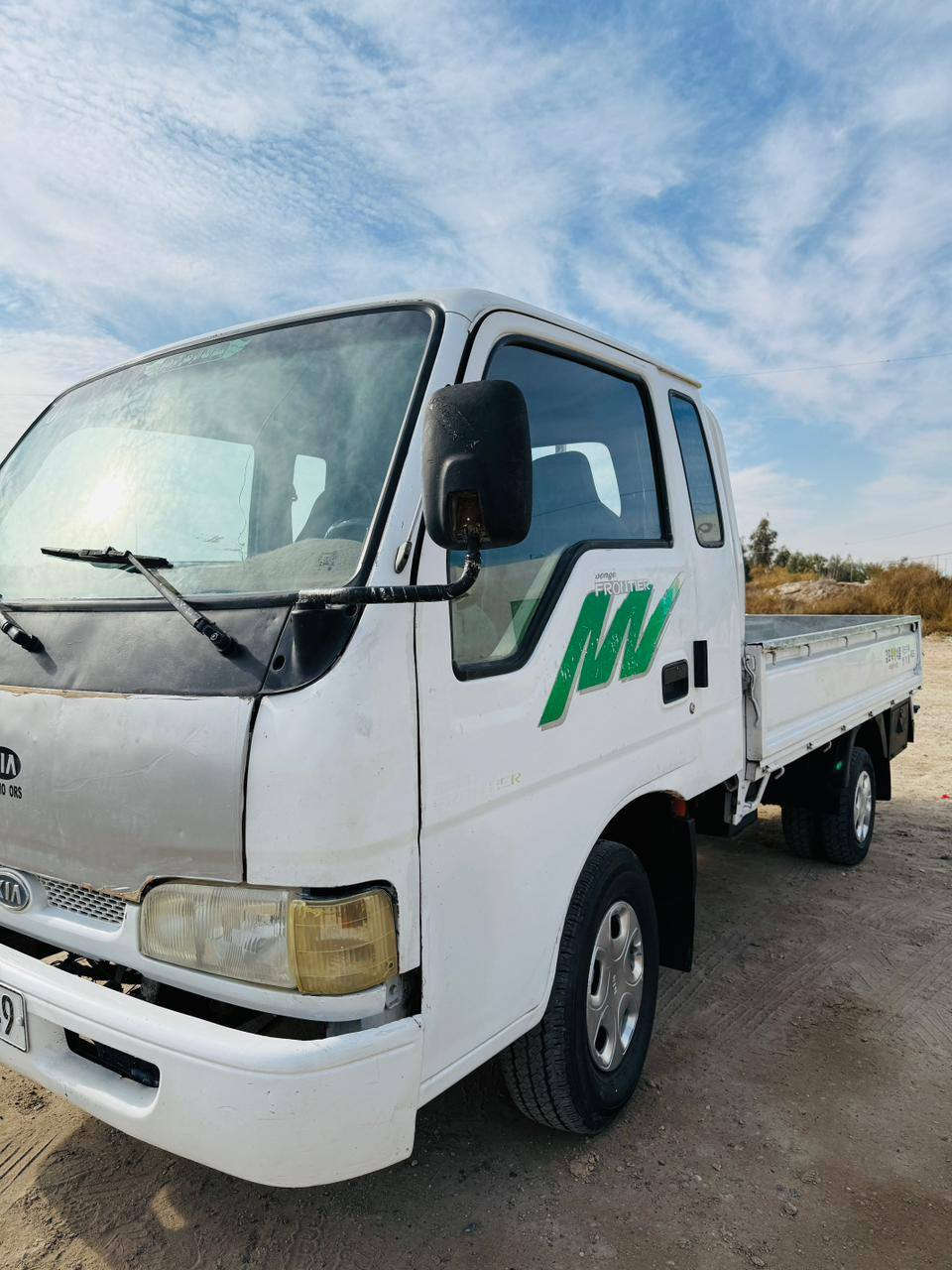 السلام عليكم
كيا فونتيرا 1998 قلاب 
مكفوله من محرك كير شاصي 
اكسل والكشر خير من الله نفس الصور 
رقم الانبار انكليزي مشروع وطني 
مكان السياره الرمادي 
رقم الهاتف***********
