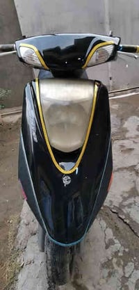 دراجة بريز للبيع 375 الف وبيها مجال شلعة ومعدل وكهربائيات شغالة محرك أ...