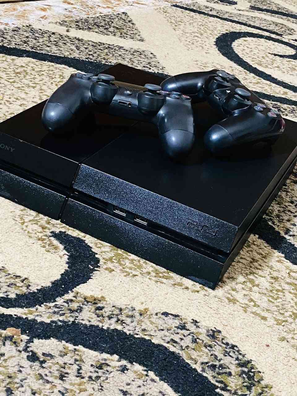 � للبيع: بلاي ستيشن 4 فات مع ألعاب

📌 المواصفات:
🎮 موديل: PS4 الإصدار فات
💾 ذاكرة داخلية: 500 جيجا
🎁 مع كامل الملحقات:
✔ يدين أصليتين
✔ كل الكابلات والشاحن
🎮 الألعاب المرفقة:

 • كلّوف ديوتي (Call of Duty)
 • جيتاي (GTA)
 • كود إف أور (COD4)
 • بيس 2026 (PES 2026)

📍 الموقع: الموصل، جانب الأيمن

💰 السعر: 170,000 جوه السوك 🙂‍↔️


**إذا كنت صاحب هذا الإعلان وتريد حذفه لأي سبب، رجاءا أرسل رسالة إلى الدعم الفني**