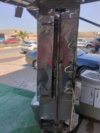 شوايه دجاج البيع السعر 300وبيها مجال شغاله شرط الشغل اتصل ودلل07713360...