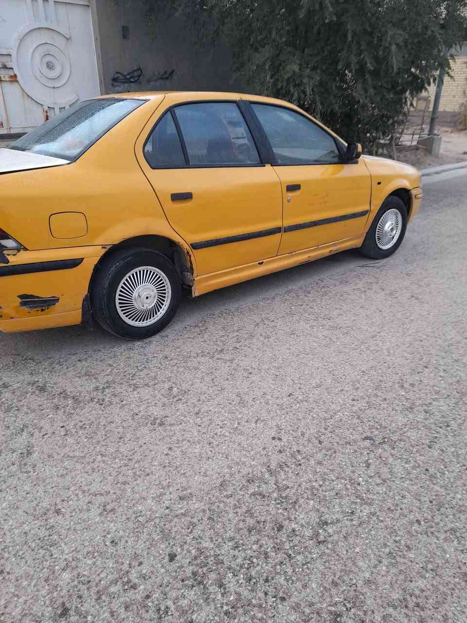 السلام عليكم سمند موديل ٢٠١١ ناطق رقم كربلاء للبيع مكينه وكير جدد تخم تاير كهربائيات زينه حداديه نظيفه بدي مثل ماموظح بل صور سياره جاهزه اخوان تحويل مباشر سنويه صاقطه هيئه عليهه ٣سنوات عندي وصولات  الهيئه غرامات عليهه ٤٠٠ ألف السعر ١٤ ورقه وبيهه مجال ولتعجبه بيه خير ويدلل وخادم للطيبين عنواني كربلاء ***********
