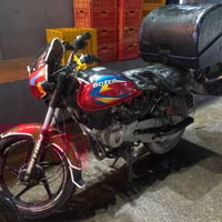 بوكسر 2020 مرقمة مكينة برغي ما مفتوح 1,800 وبيهة مجال واتساب👈077292398...