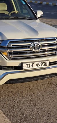 لاندكروز ٢٠١٧ • ٧٦ ألف • فطيم فول