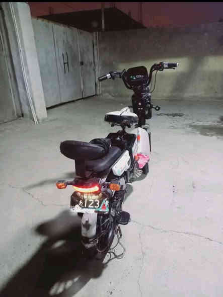 السلام عليكم بايسكل شحن للبيع السعر 250وبي مجال قليل الموقع بابل ورديه
***********
