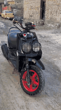 سلام عليكم دراجه سكنس جـبلي  ام عيونن2014 الـبـيع
نوزل مكينه 58ونص شلعه ومعدل يخبل دراجه
خير من الله السعر 850وبيهى مجالل 
مكاني حي اور ***********
