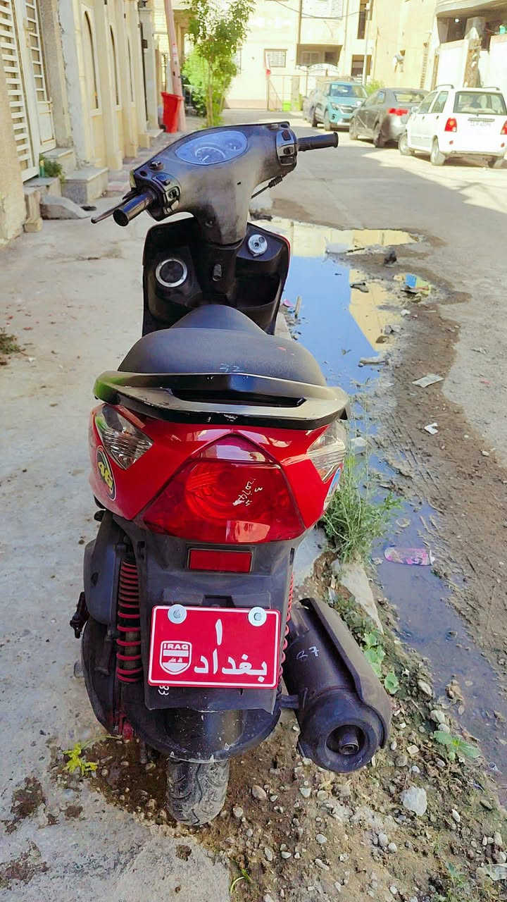 سلام عليكم دراجه ماكس ثلعب قبل سبوع منزلها من رمبه دراجه جديده فول دراجه بلادي السعر 800 وبيها مجال بسيط المكان الحريه الاولى رقم تليفون ‏‪0775 769 4055‬‏
