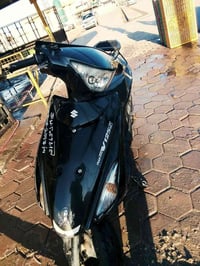 ادرس ياباني • 125 سي سي • نضيفه