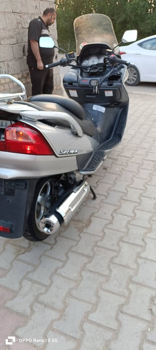 السلام عليكم دراجة سكاي ويف ربع للبيع مكينه مكفوله لاتنقيص ولا تبخير اوراق كامله كهربائية كاملة مابيه نقص السعر. مليون وبيه مجال قليل  الاتصال على هذا الرقم 
***********
