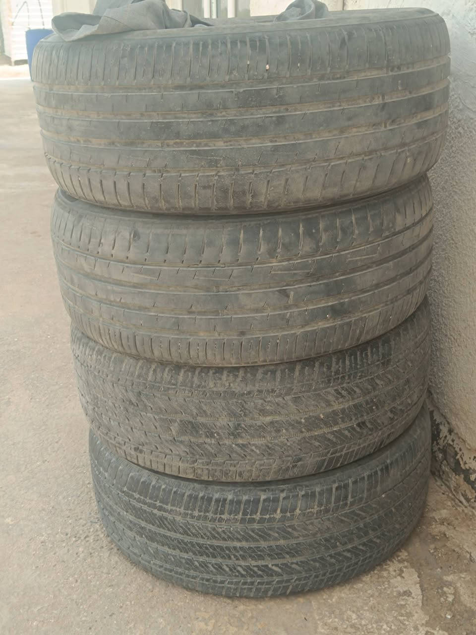 تيارات تاهو 285/45/22 
للبيع مستعملات برجستون نضيفات 
قيم وأخذ بالي يرضي الله 
العنوان دولي سريع 
رقم الهاتف ***********
