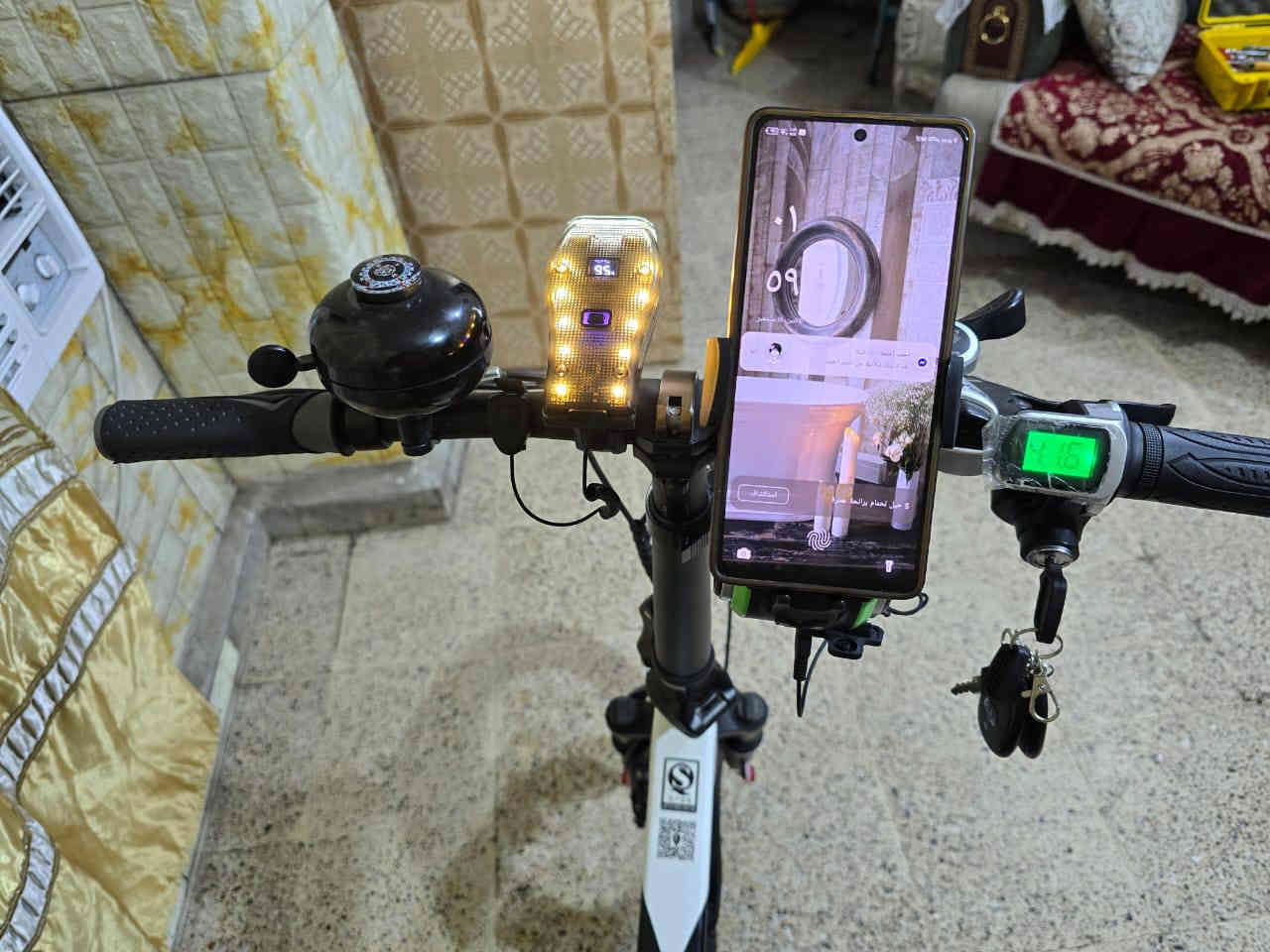 السلام عليكم بايسكل شحن الماني بي ام مواصفات بصمه تشغيل عن بعد نضام سرقات كلش جديد مابي اي نقص بطارية ليثيوم رقمي للتواصل ***********
