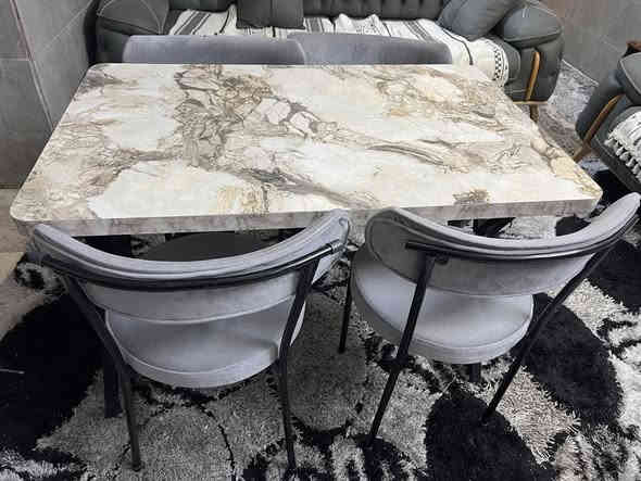 ميز طعام4 كراسي  100 طباخ 160 غساله سامسونج 15 كيلو 190 اسعار وي توصيل بغداد اي اضرار مابيهم *********** واتساب
